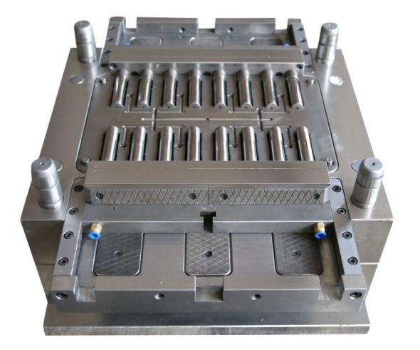 plastic injection mold